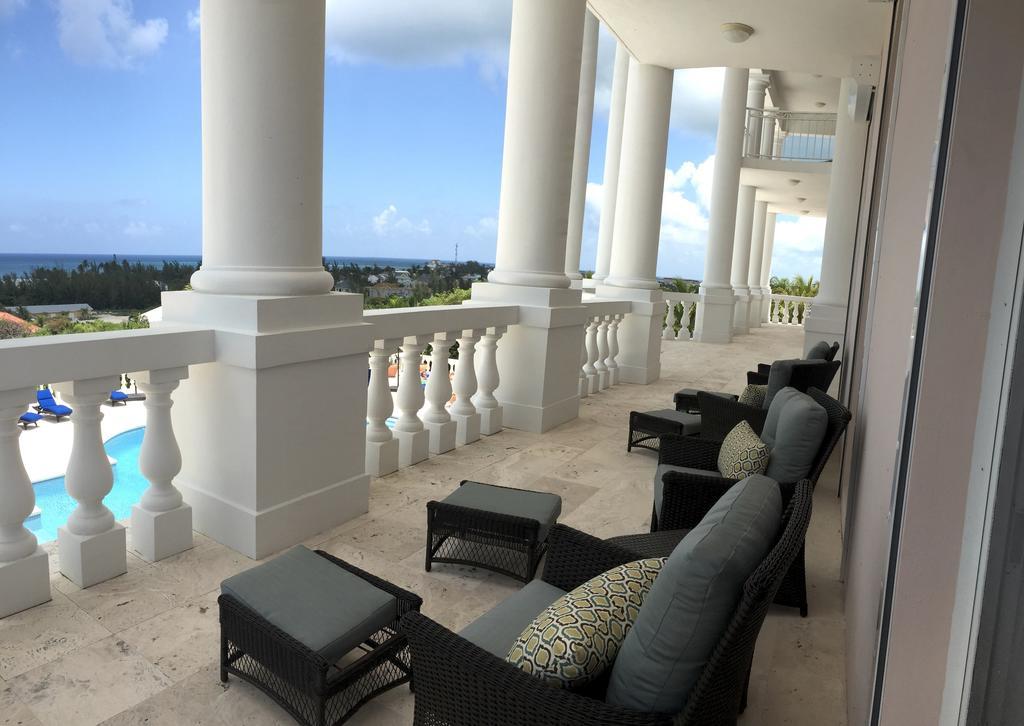 Ocean West Boutique Hotel Nassau Room photo
