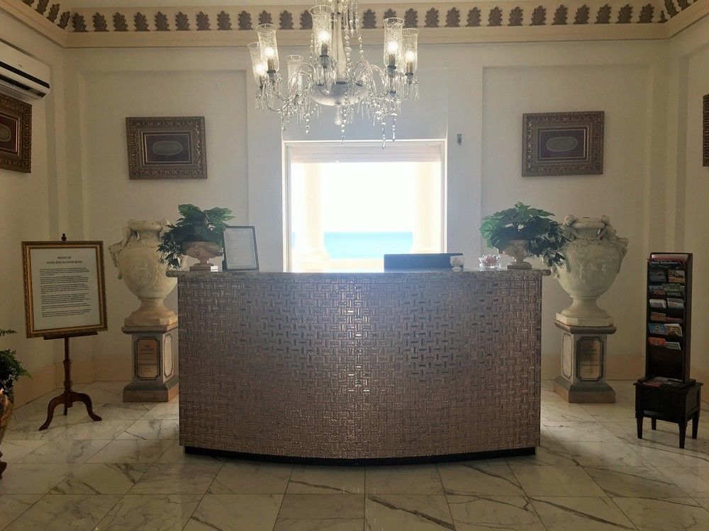 Ocean West Boutique Hotel Nassau Exterior photo